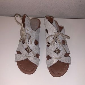 Donald J  Pliner Women’s sandals size 5.5